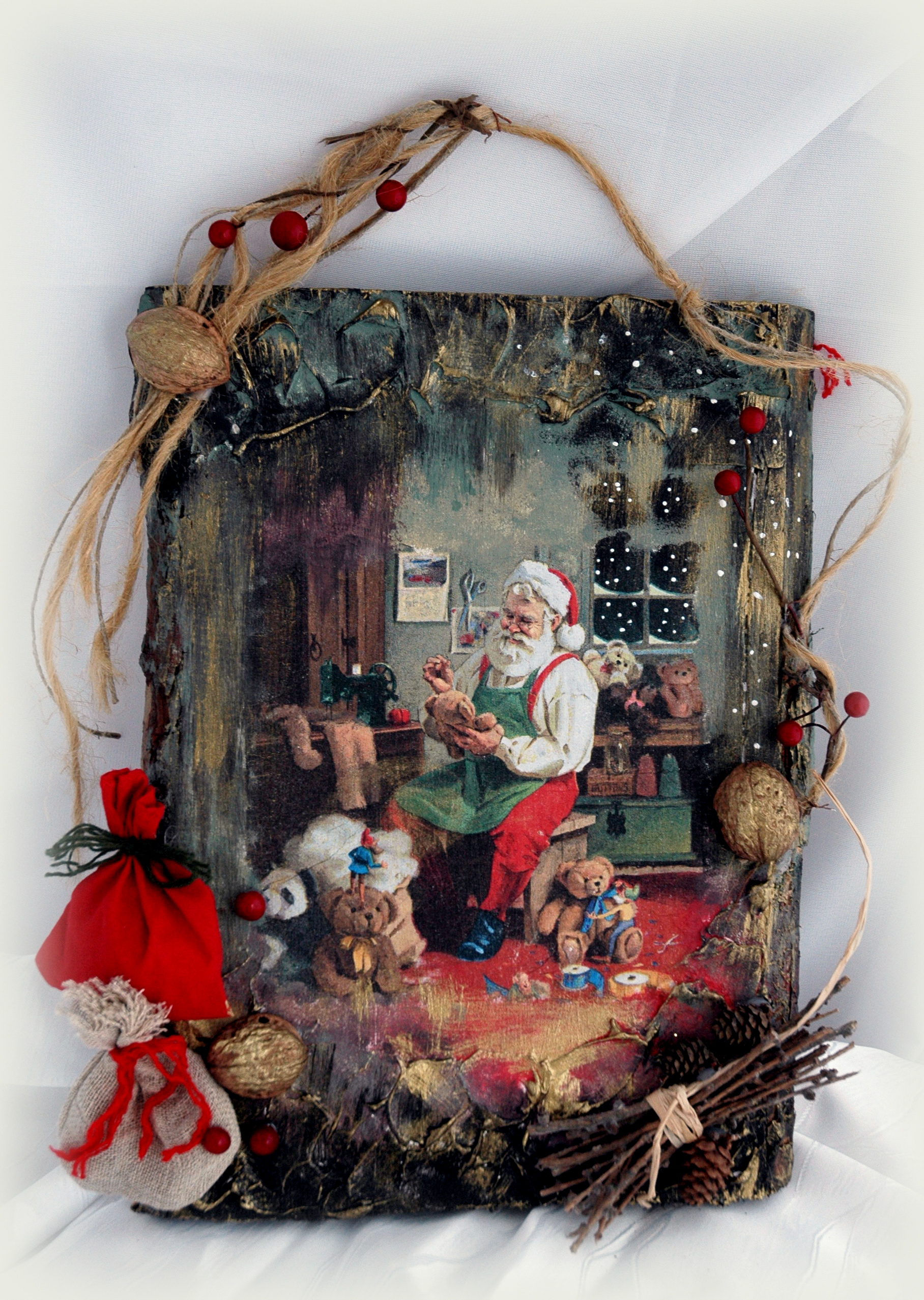Santa's wall decoration
